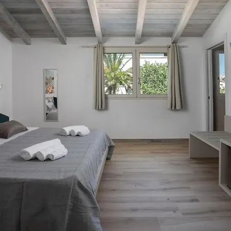 Art And Nature Guest house