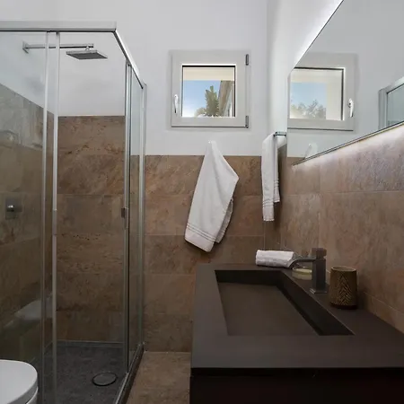 Art And Nature Guest house